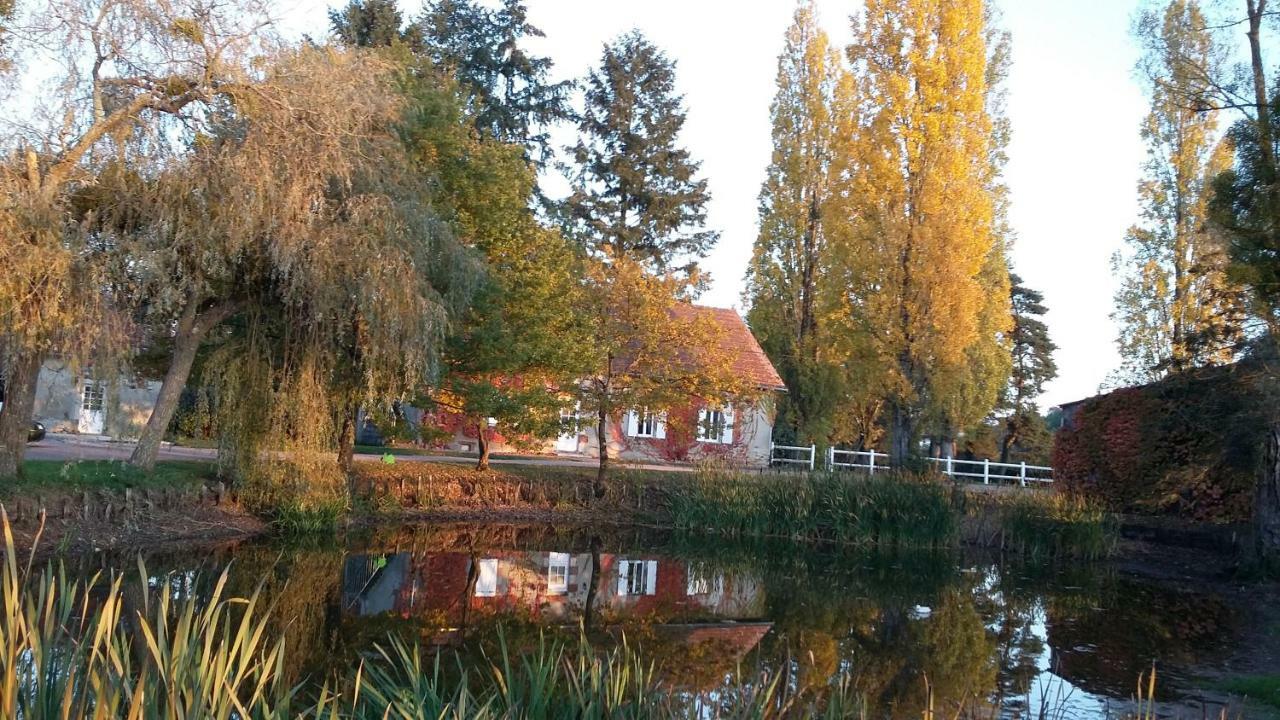 Le Domaine Du Mijarnier Bed & Breakfast Montbeugny Luaran gambar