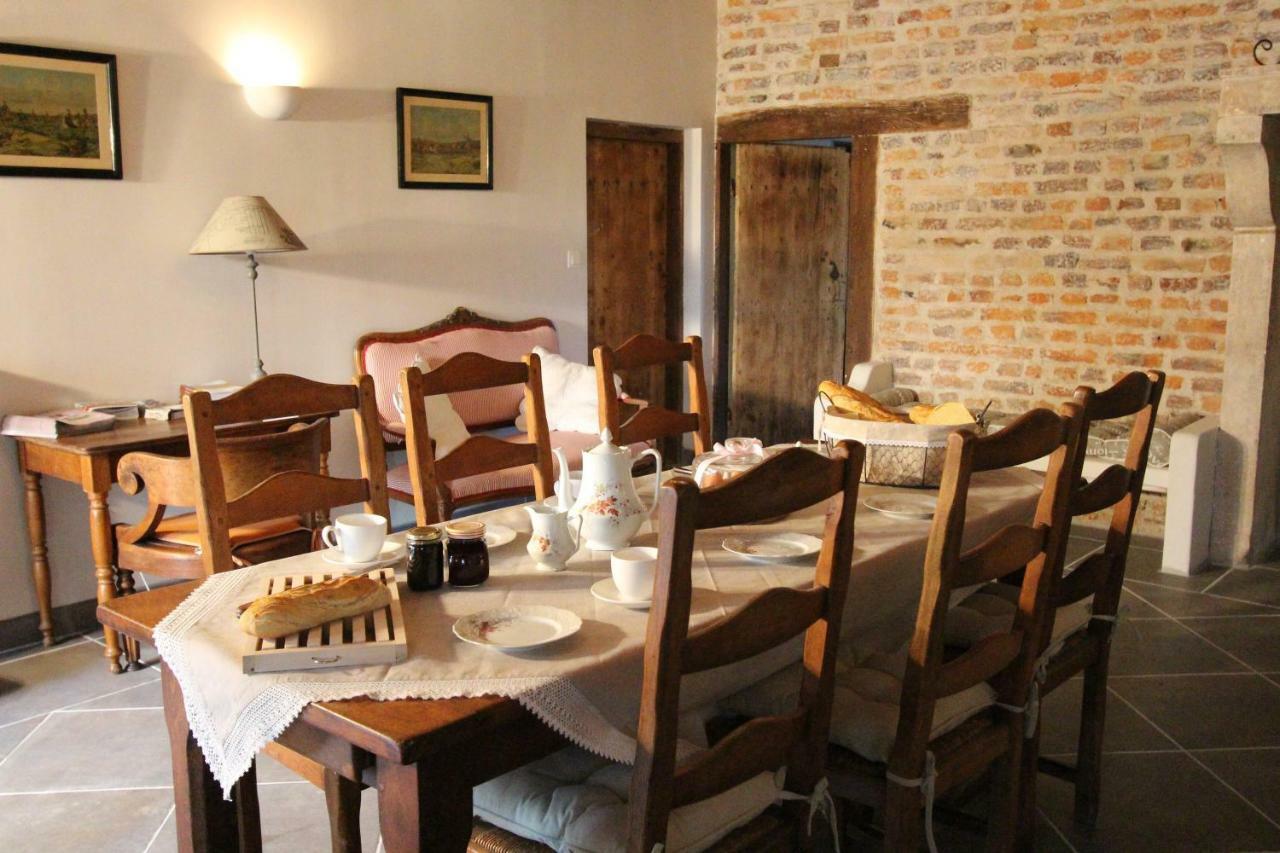 Le Domaine Du Mijarnier Bed & Breakfast Montbeugny Luaran gambar